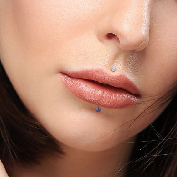 Edge Lip Piercing Style