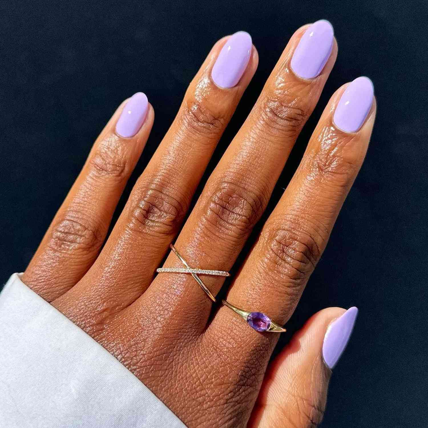 lilac nails