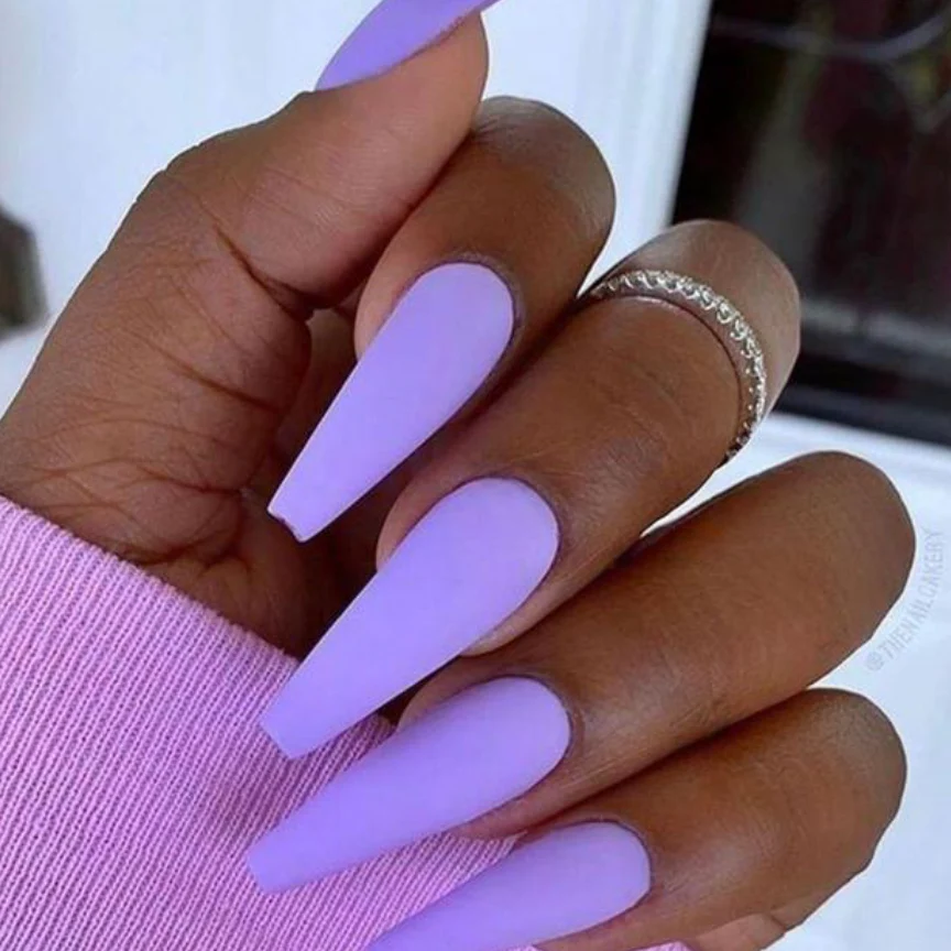 purple nails