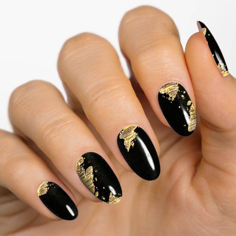 black and gold nails