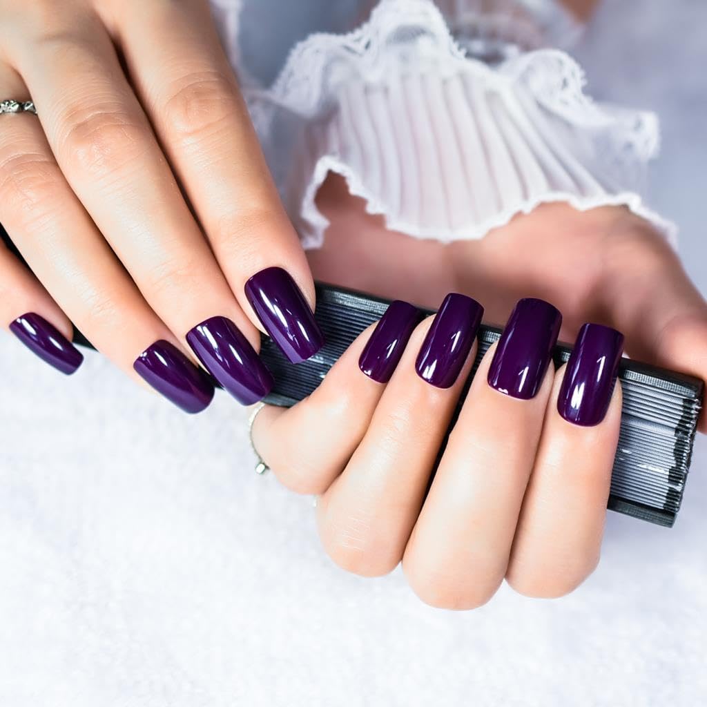 dark purple nails