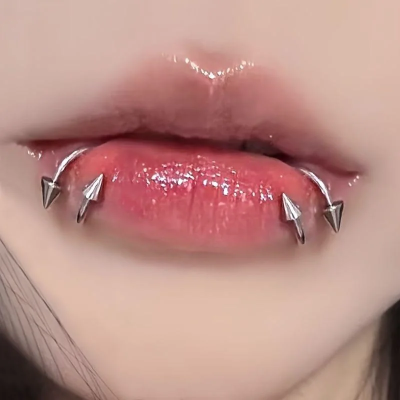 vertical labret placement