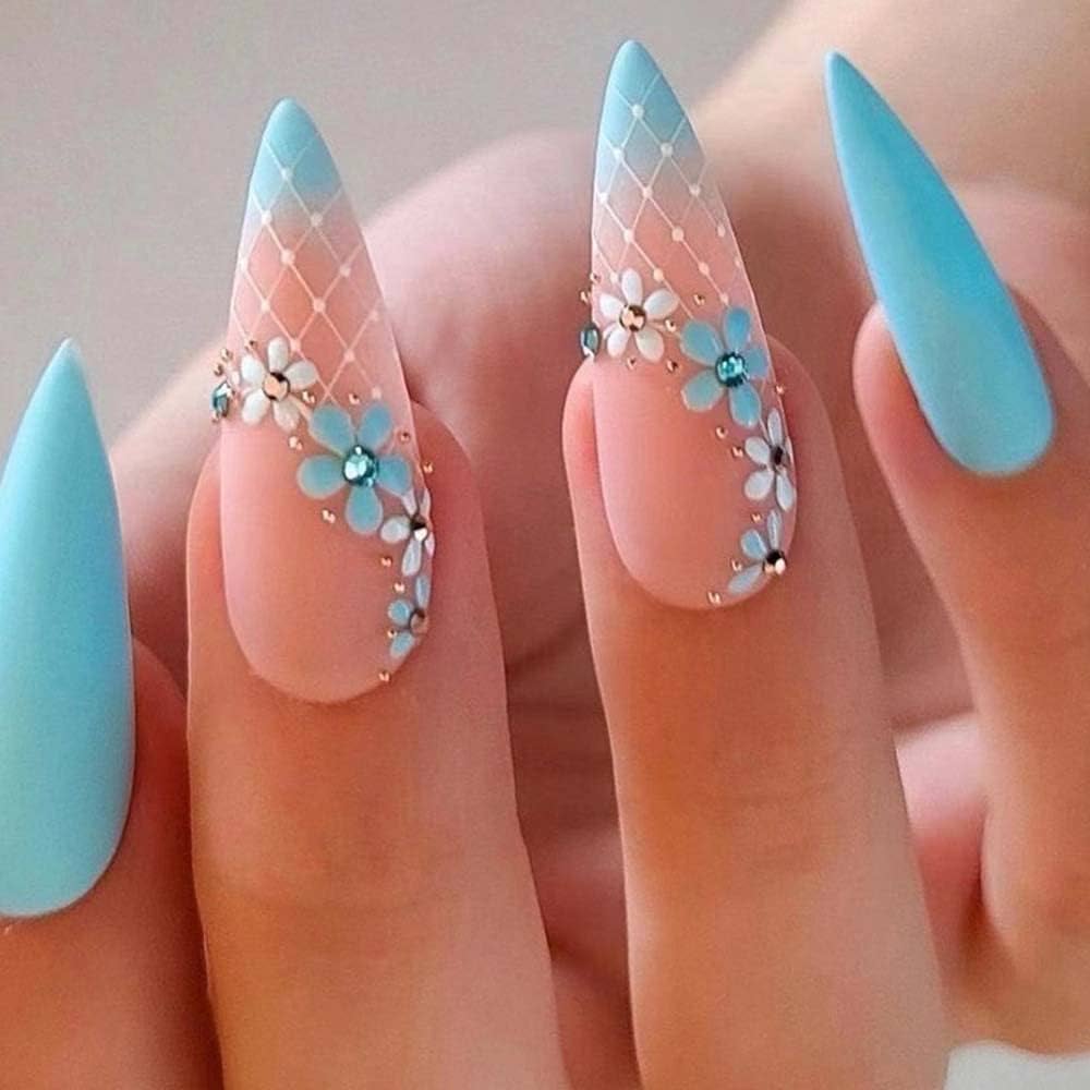 short stiletto nail