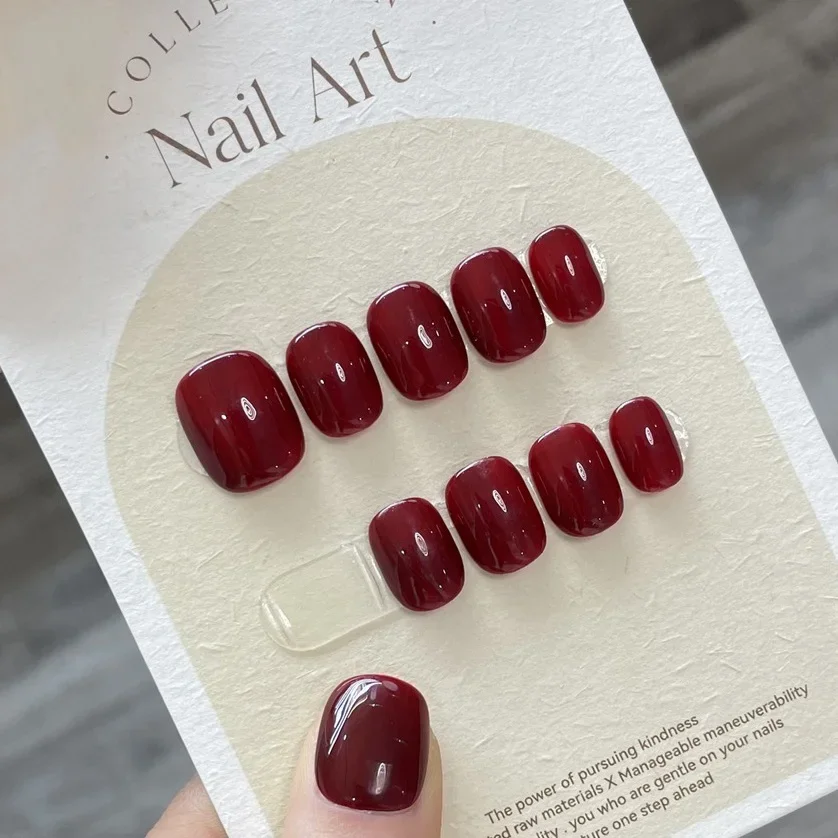 dark red nail