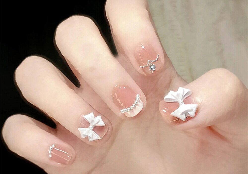 edgy almond nail designs