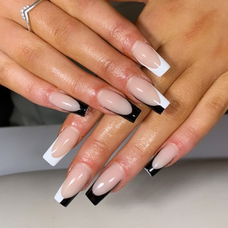 short nails white