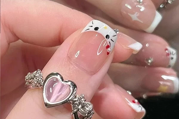 short hello kitty nails