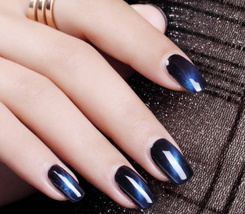 cat eye nail polish