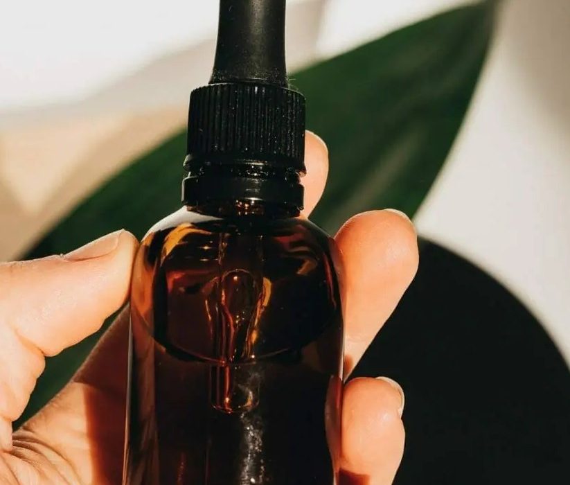 remove nail glue from skin