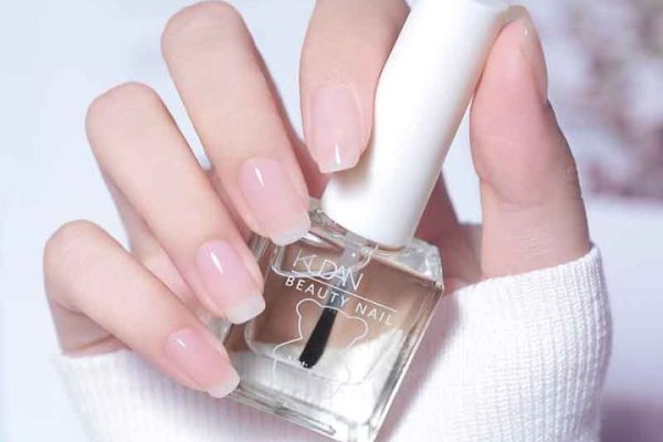 Clear Nail Polish: Guide to Its Uses, Benefits, and Top Picks clear nail polish