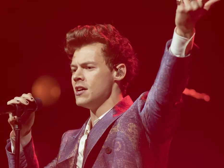 Get the Look: Exploring Harry Styles Nail Polish Beauty Trends harry styles nail polish