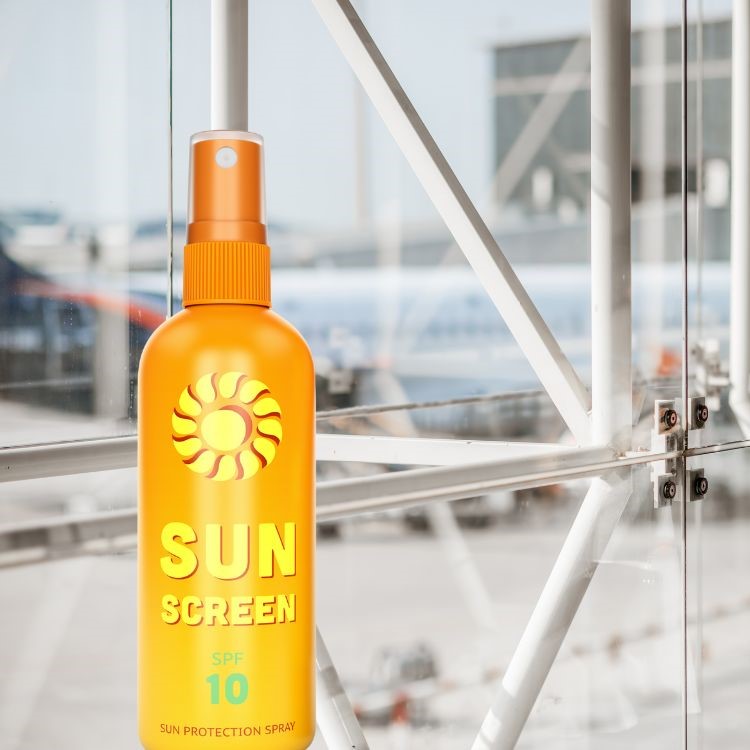 bring spray sunscreen on a plane