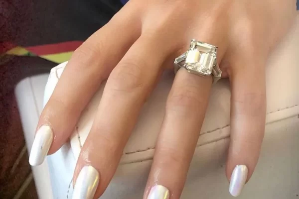 The White Nail Polish Meaning: Symbolism, Trends, and Tips