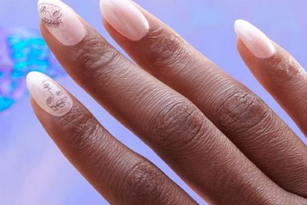 How Long Does Nail Polish Last? Understanding Duration and Tips nail polish