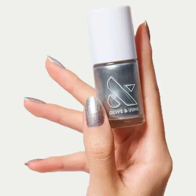 silver nail polish