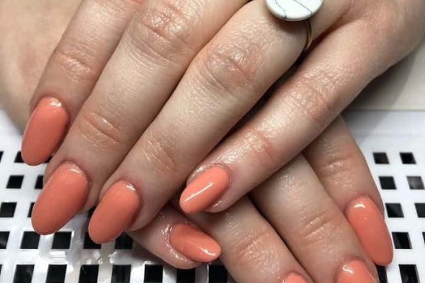 Peach Nail Polish: Why It Should Be Your Go-To Summer Shade peach nail polish