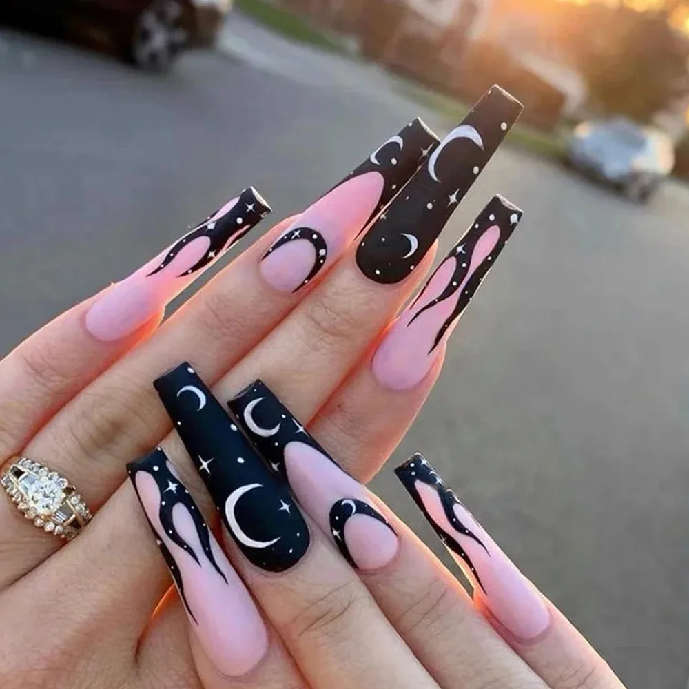 black acrylic nails