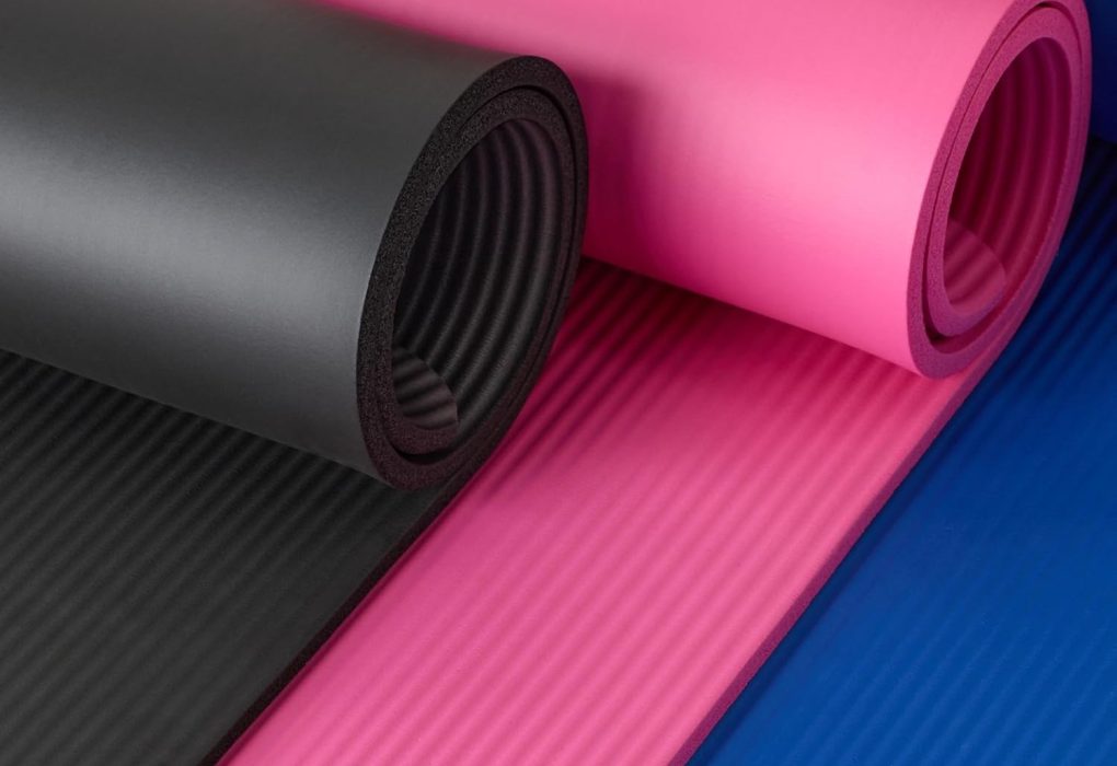 Gym Mat Essentials: Choosing the Perfect Workout Surface gym mat