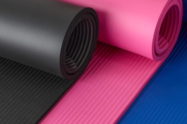 Gym Mat Essentials: Choosing the Perfect Workout Surface gym mat