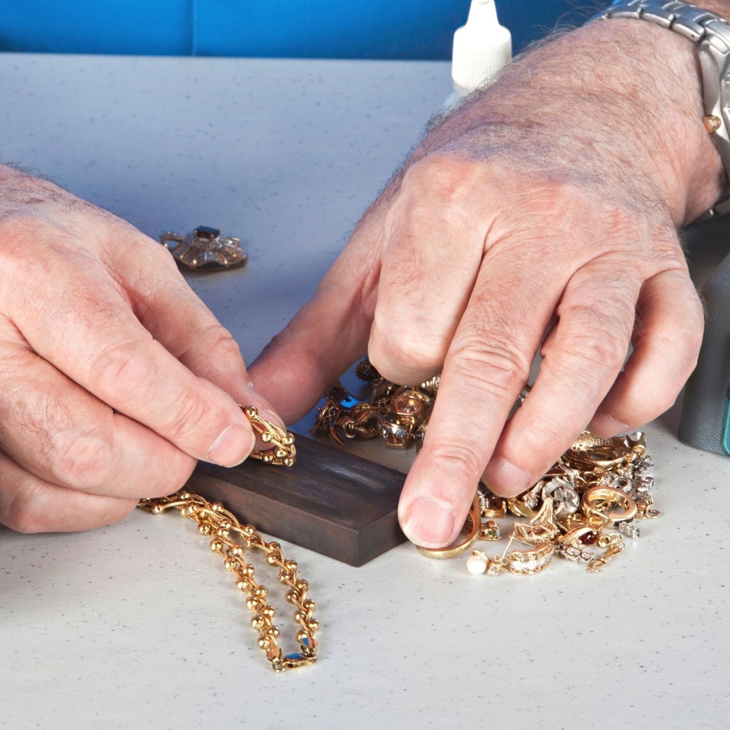 how to test gold jewelry