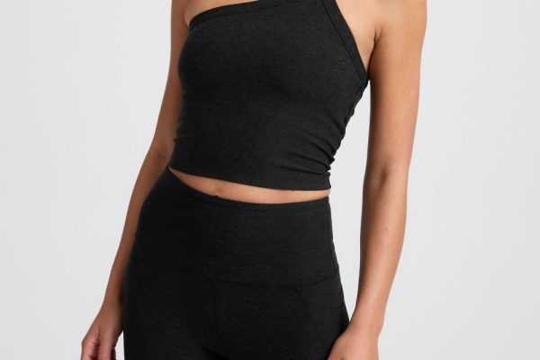 one shoulder crop top