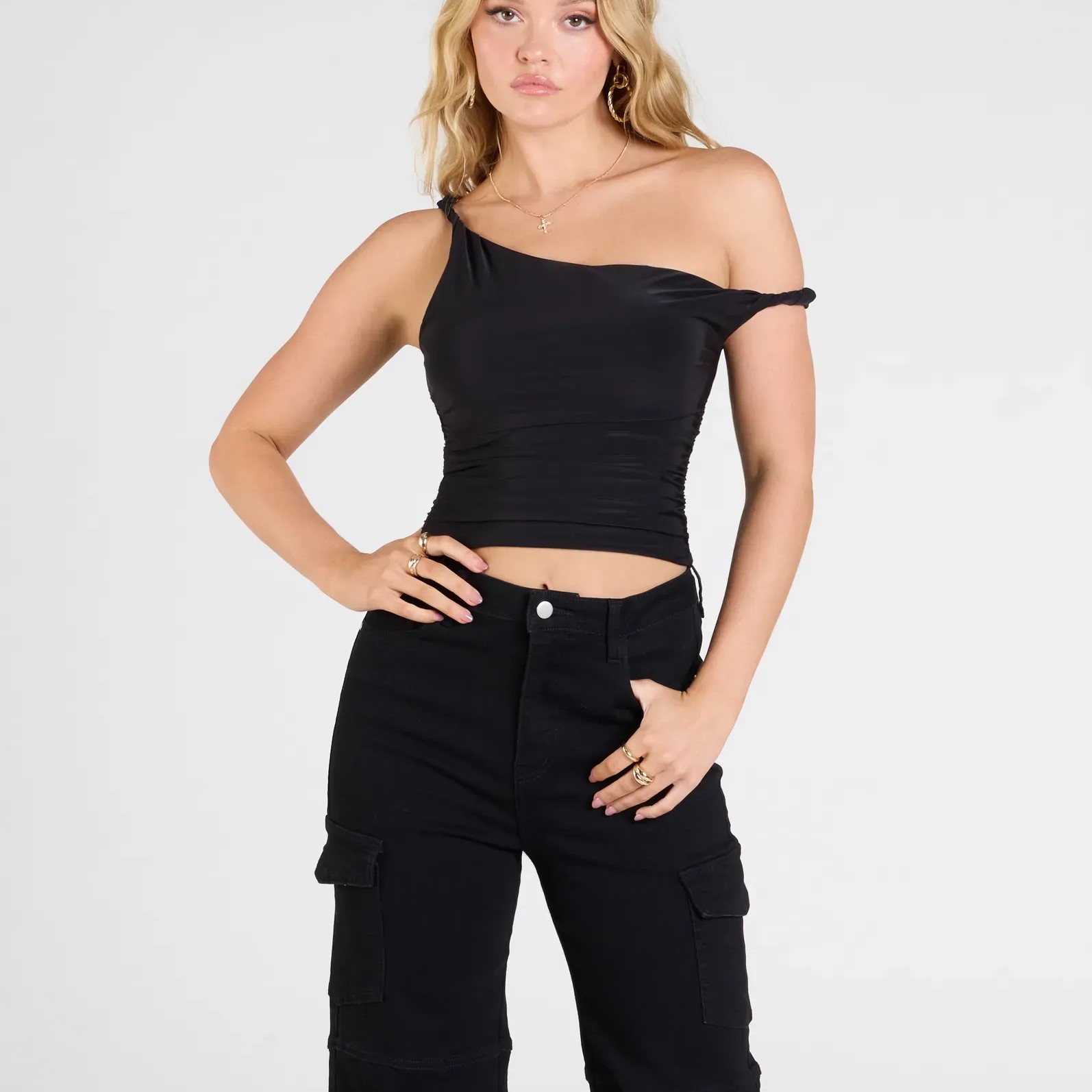one shoulder crop top