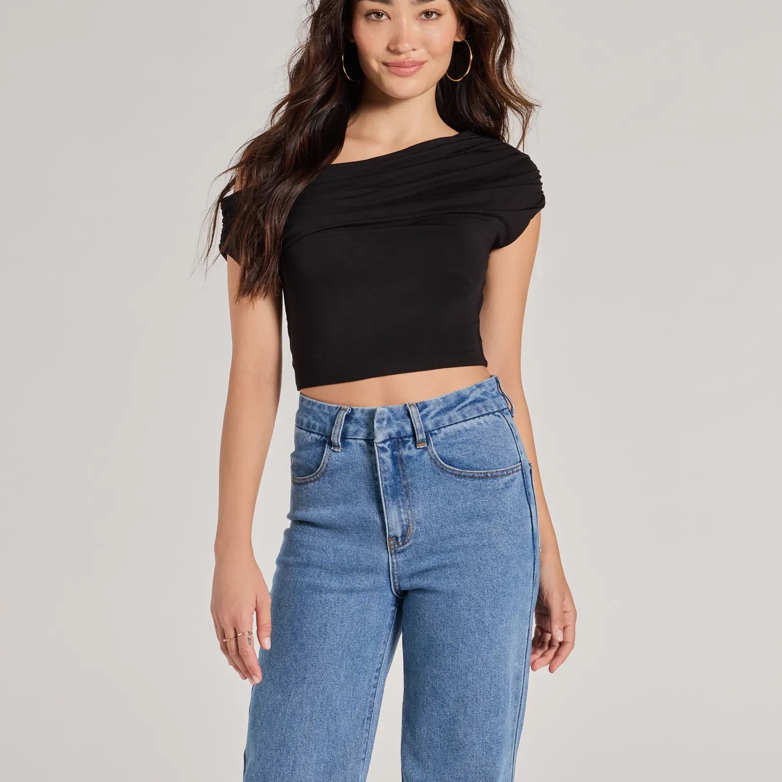 one shoulder crop top